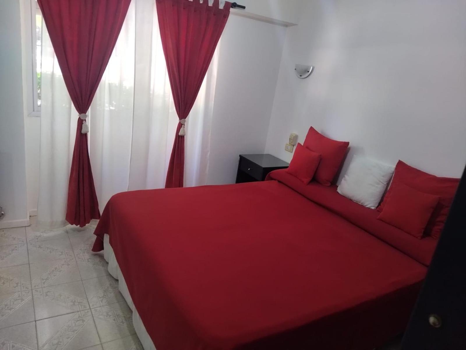La De Fresnos Inn